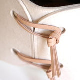 Felt bin with leather details – white storage basket with toggles